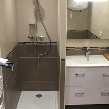 Apartment 2 Pers. Jardin, Parking & Clim A 10m - Fr-1-803-10
